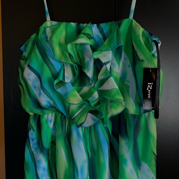 Green/blueish medium sized dress! - Picture 3 of 3